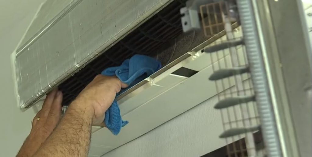 HVAC maintenance on Maui