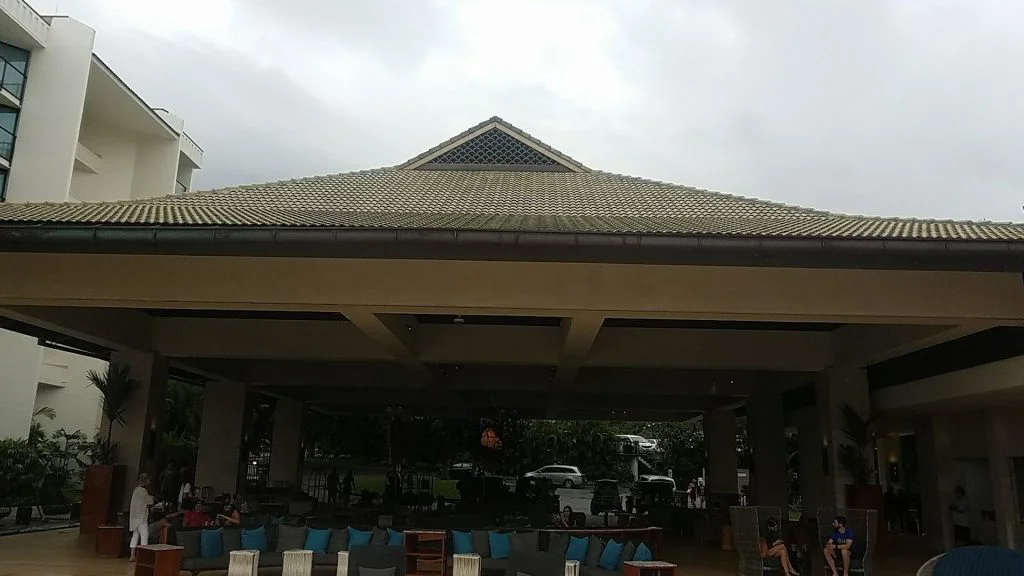 pavilion roof in maui